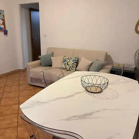 Lägenhet La Tua Casa A - Metro Bernini